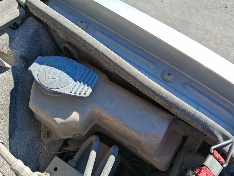 Recambio de deposito limpia para audi a4 b7 (8ec) 2.0 tdi 16v referencia OEM IAM 8E0955453BF  