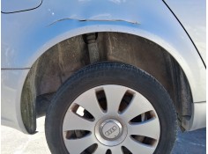 PLASTICO PASE RUEDA TRAS. DCH. 8E0810172C 