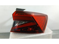 PILOTO TRASERO DERECHO EXTERIOR 6VE945208 62323102