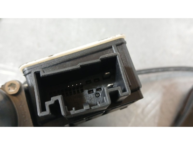 Recambio de elevalunas delantero derecho para skoda fabia iv (pj3) 1.0 tsi referencia OEM IAM 6VA837462 6 PINS 