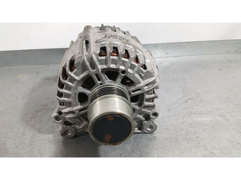 Recambio de alternador para skoda fabia iv (pj3) 1.0 tsi referencia OEM IAM 05E903026Q VALEO 2740516C