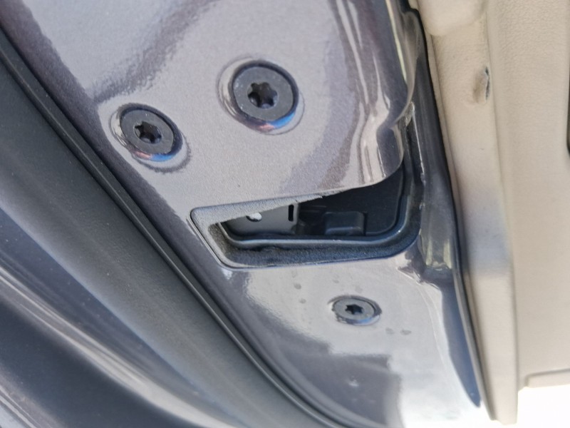 Recambio de cerradura puerta delantera izquierda para jaguar xf i (x250) 2.7 d referencia OEM IAM C2D47260  