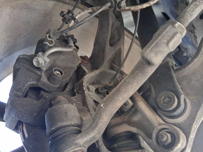 Recambio de mangueta delantera izquierda para jaguar xf i (x250) 2.7 d referencia OEM IAM C2P25454  