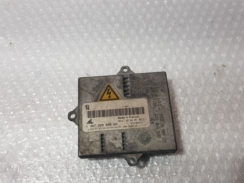 Recambio de centralita faros xenon para peugeot 407 st sport referencia OEM IAM 50180502050319 1307329085 AL