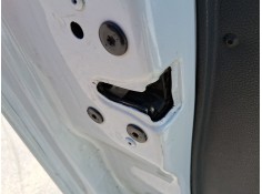 CERRADURA PUERTA DELANTERA IZQUIERDA 805030711R 