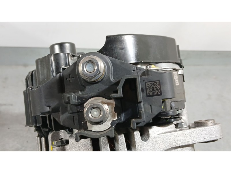 Recambio de alternador para ford focus iv turnier (hp) 1.0 ecoboost mhev referencia OEM IAM P1T111238BA  724071770
