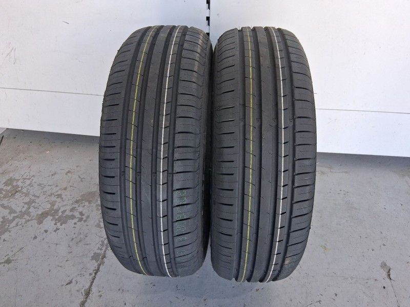 Recambio de neumatico pareja para neumaticos nuevos - referencia OEM IAM 205601696V TRACMAX 205/60/16/96V