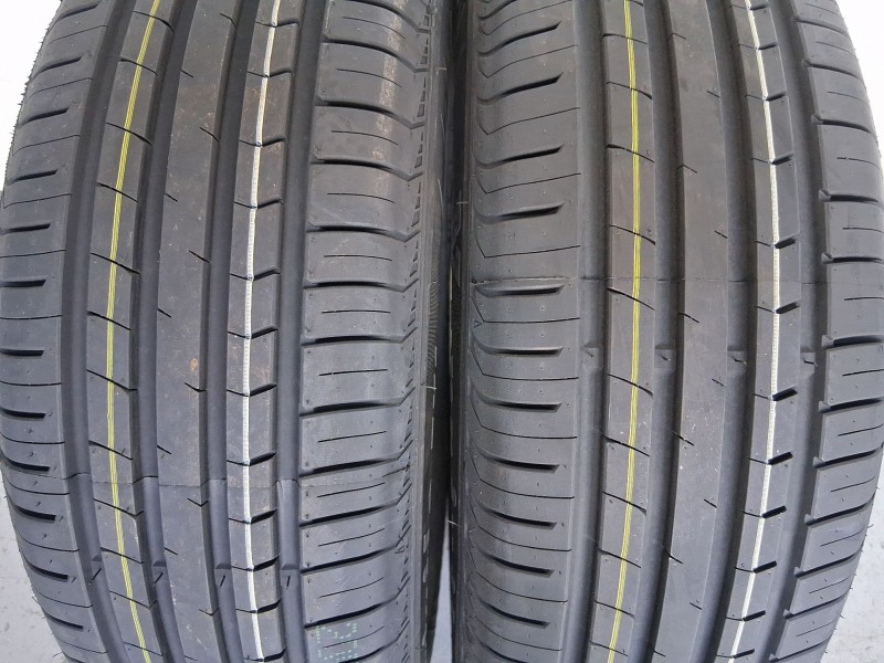 Recambio de neumatico pareja para neumaticos nuevos - referencia OEM IAM 205601696V TRACMAX 205/60/16/96V