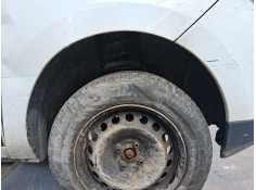 PLASTICO PASE RUEDA DEL. DCH. 638402753R 