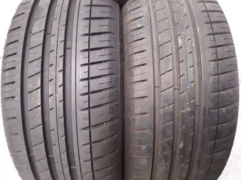 Recambio de neumatico pareja para neumaticos reutilizados - referencia OEM IAM 195501582V MICHELIN 195/50/15/82V