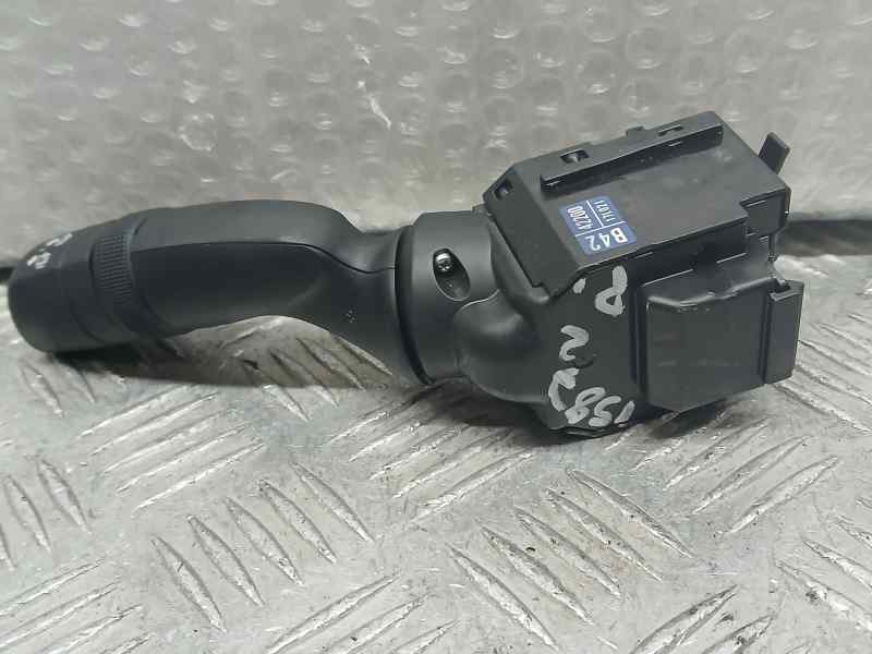 Recambio de mando limpia para toyota rav4 hybrid 4x2 advance referencia OEM IAM 4220017L021  