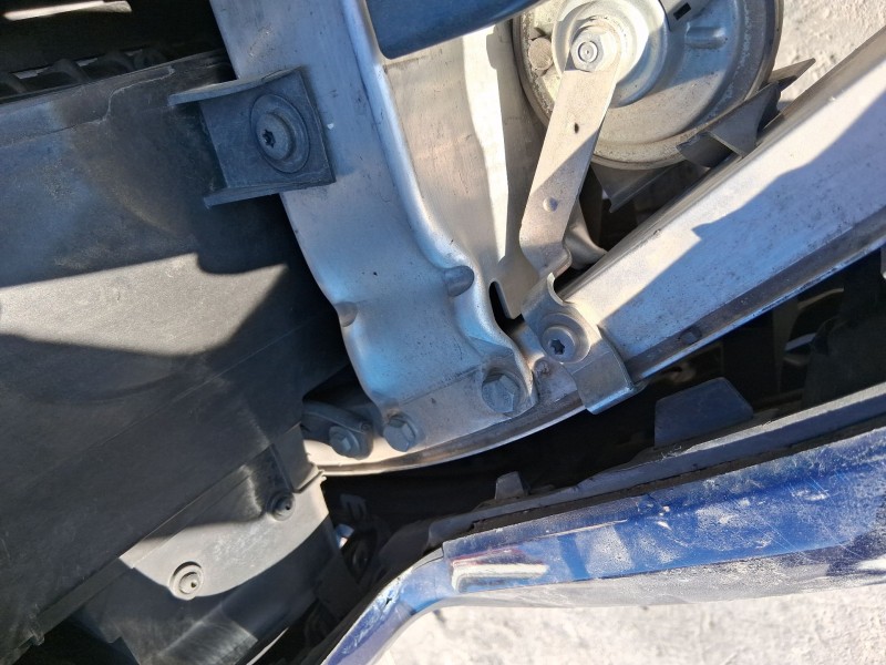 Recambio de refuerzo paragolpes delantero para bmw 2 active tourer (f45) 216 d referencia OEM IAM 51117418291  