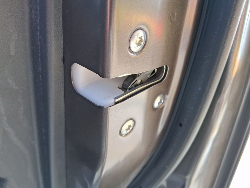 Recambio de cerradura puerta delantera derecha para mitsubishi asx (ga_w_) 1.6 mivec (ga1w) referencia OEM IAM 5715A726  