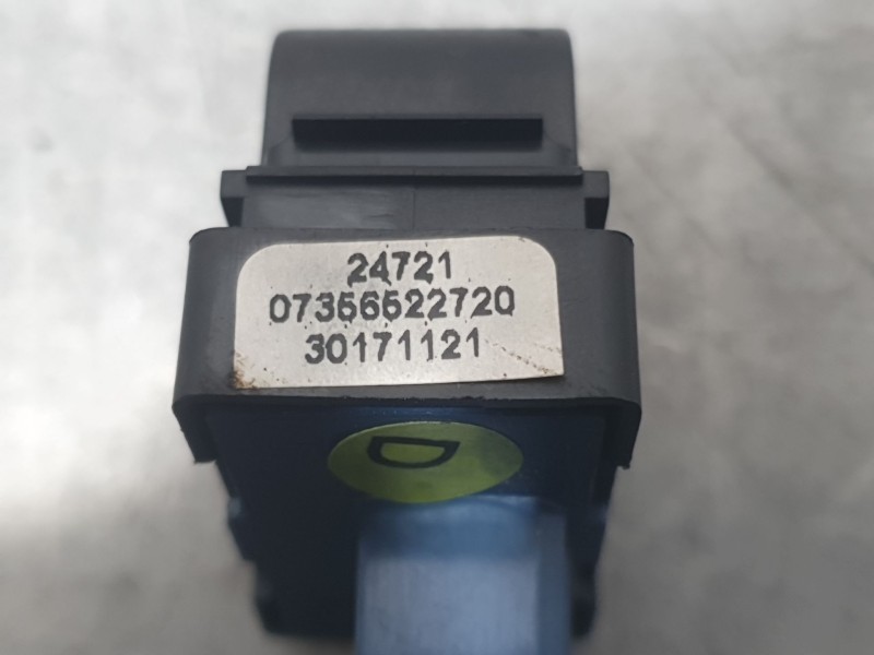 Recambio de mando elevalunas delantero derecho para fiat doblo cargo (263_) 1.3 d multijet (263wxu1a) referencia OEM IAM 7356522