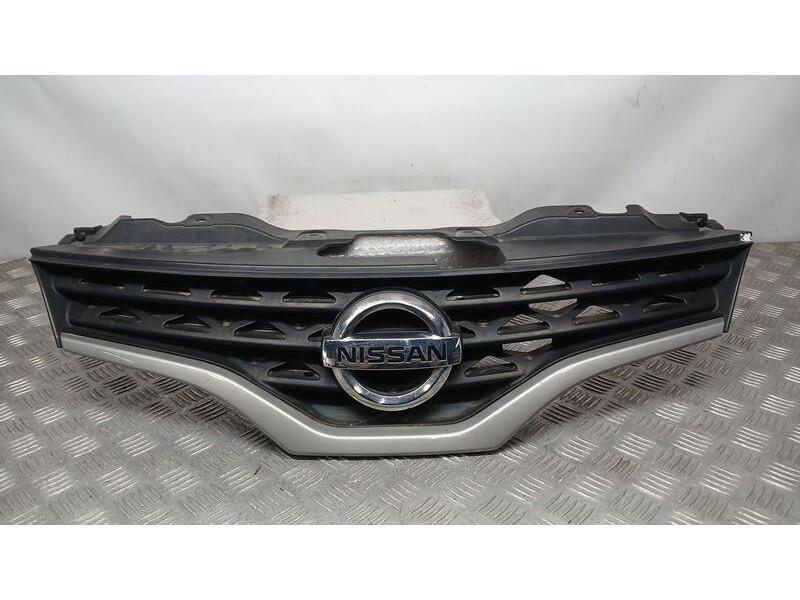 Recambio de rejilla delantera para nissan nv200 furgoneta 1.5 dci 85 (m20, m20m) referencia OEM IAM 62310BJ00A  NSR2481011
