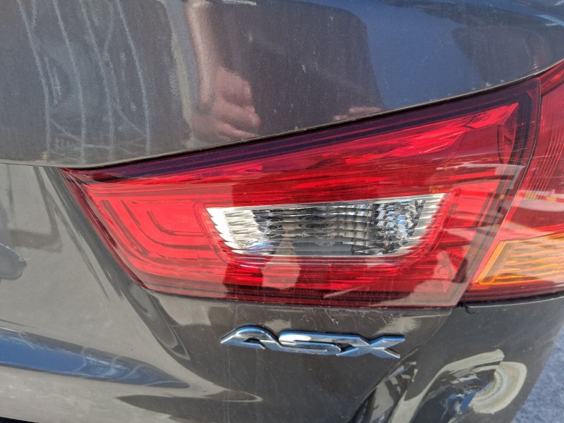 Recambio de piloto trasero derecho interior para mitsubishi asx (ga_w_) 1.6 mivec (ga1w) referencia OEM IAM 8336A088  