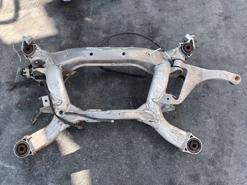 Recambio de puente trasero para nissan 350 z (z33) pack referencia OEM IAM   SIN MECANICA