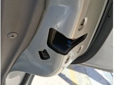 CERRADURA PUERTA TRASERA DERECHA 8250289963 