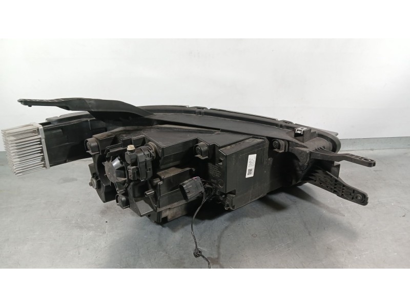 Recambio de faro izquierdo para mg zs suv (azs1) 1.5 vti referencia OEM IAM 11275385  