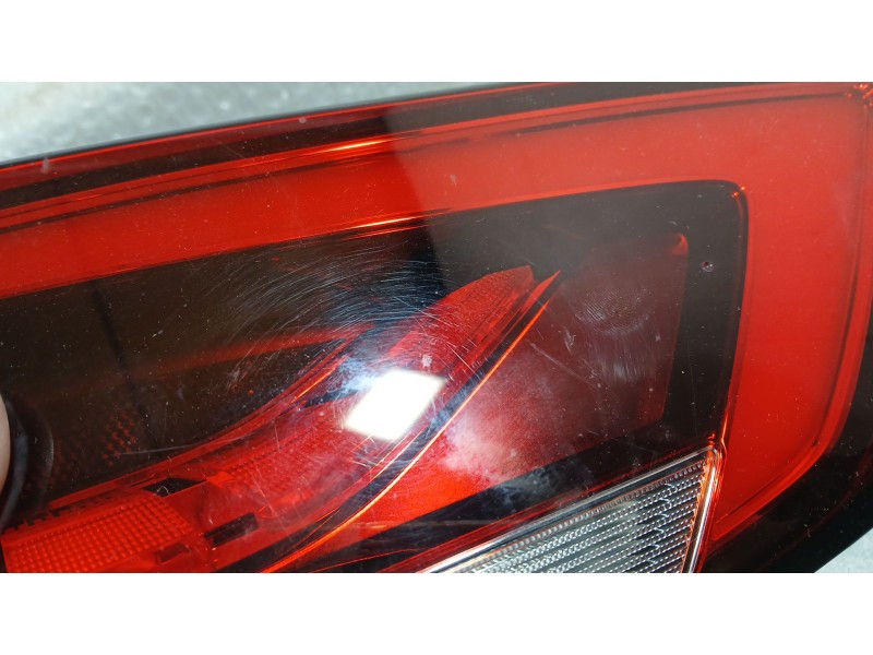 Recambio de piloto trasero izquierdo interior para mg zs suv (azs1) 1.5 vti referencia OEM IAM 10571683 ROZADO 