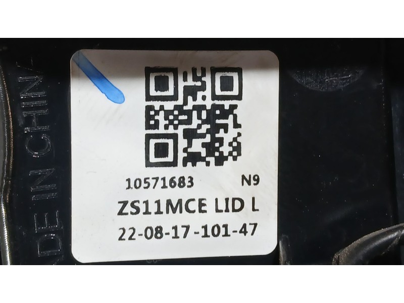 Recambio de piloto trasero izquierdo interior para mg zs suv (azs1) 1.5 vti referencia OEM IAM 10571683 ROZADO 