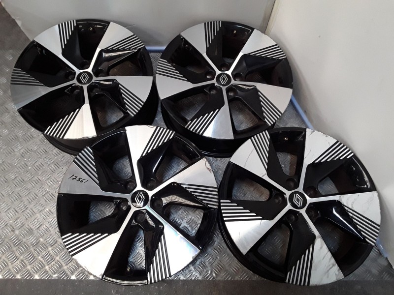 Recambio de juego llantas aluminio para renault megane e-tech suv ev60 referencia OEM IAM 7X18 5 TORN ET34 ROZADAS ALUMINIO