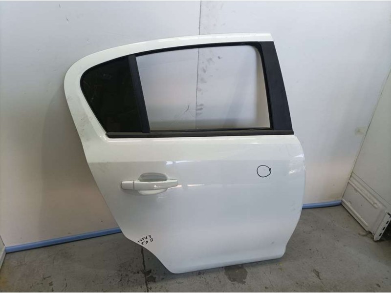 Recambio de puerta trasera derecha para opel corsa d cosmo referencia OEM IAM 93189341  TOCADA