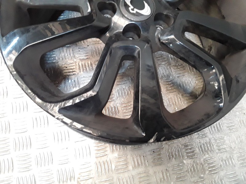 Recambio de juego llantas aluminio para ssangyong tivoli 1.6 xdi 160 referencia OEM IAM 6.5X18 5 TORN ET45.5 ROZADAS ALUMINIO