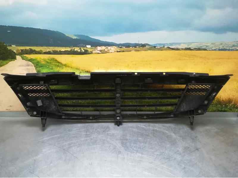 Recambio de rejilla delantera para ssangyong rexton rx 270 full referencia OEM IAM 0886938  