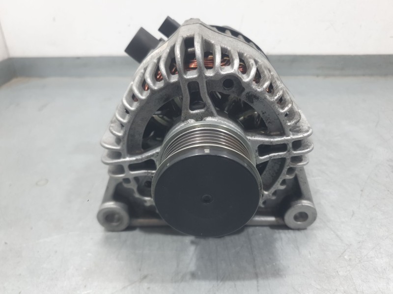 Recambio de alternador para peugeot 2008 i (cu_) 1.2 vti referencia OEM IAM 9688237380 1012101720 DENSO