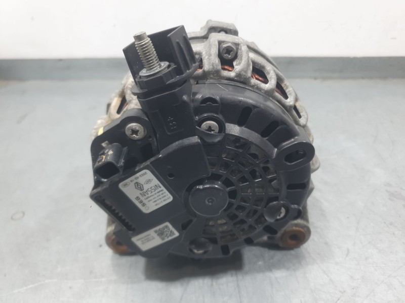 Recambio de alternador para dacia sandero iii 1.0 tce 90 referencia OEM IAM 231002175R  