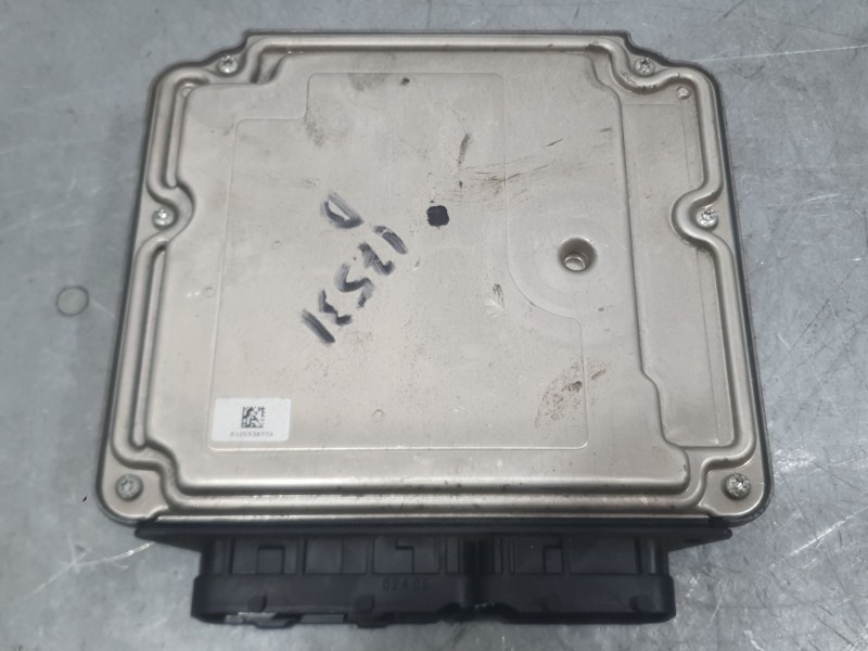 Recambio de centralita motor uce para toyota auris (_e18_) 1.4 d-4d (nde180_) referencia OEM IAM 896610ZG30 0281019177 BOSCH