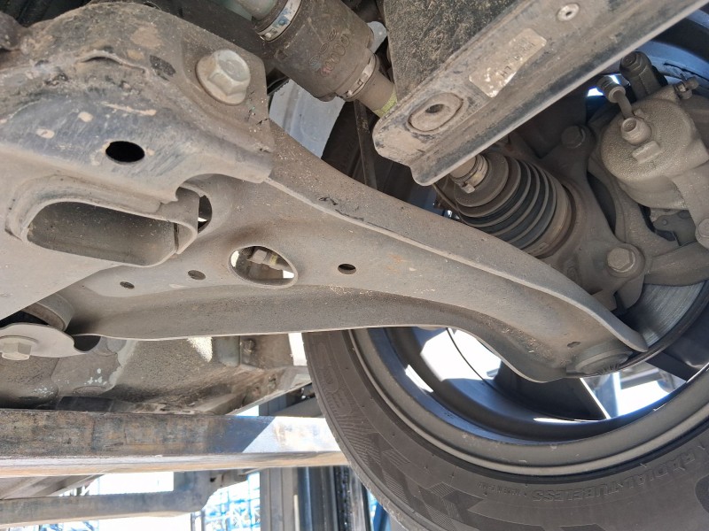 Recambio de brazo suspension inferior delantero izquierdo para hyundai i20 iii (bc3, bi3) 1.0 t-gdi referencia OEM IAM 54500Q000