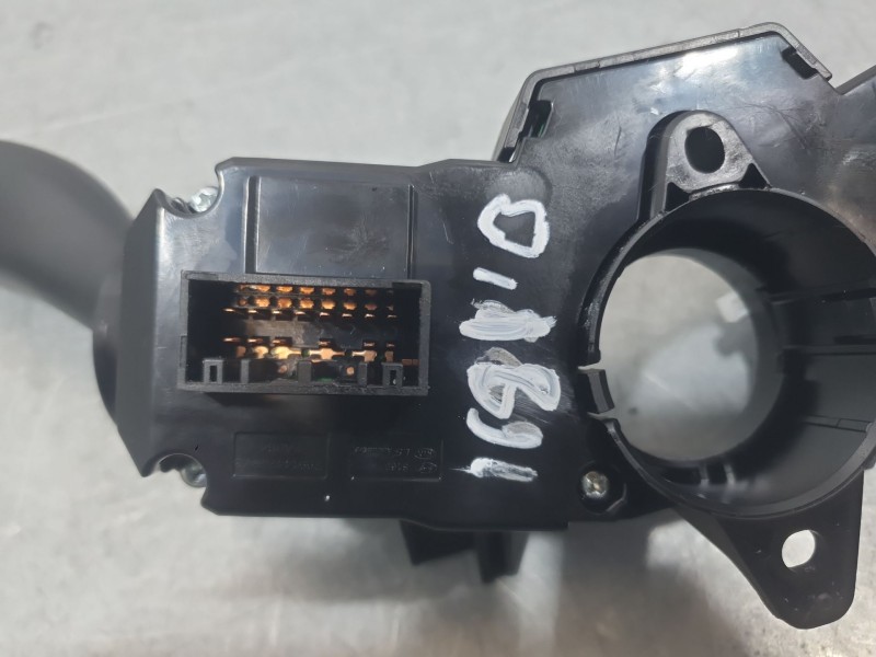 Recambio de mando luces y limpia para kia stonic (yb) 1.0 t-gdi eco-dynamics+ referencia OEM IAM 93404D4962  
