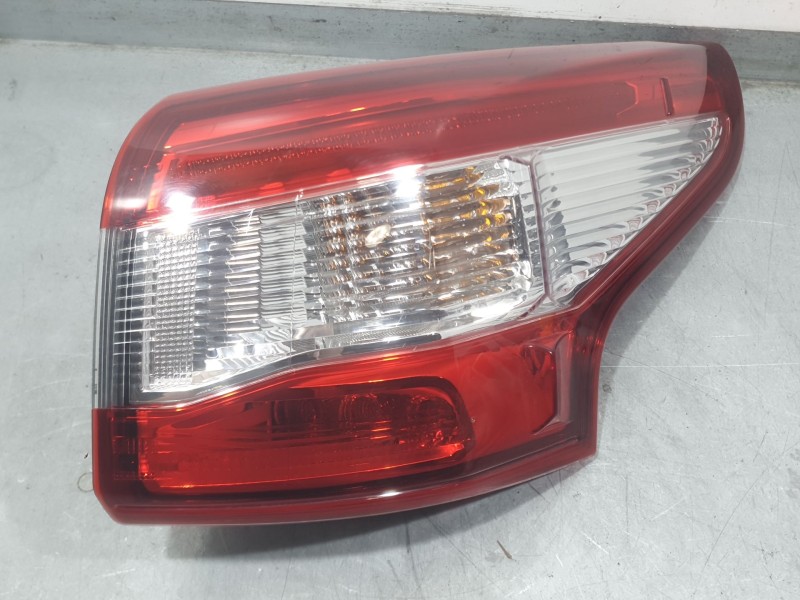 Recambio de piloto trasero derecho exterior para nissan qashqai ii (j11, j11_) 1.5 dci referencia OEM IAM 26550HP00A 22018013 KO