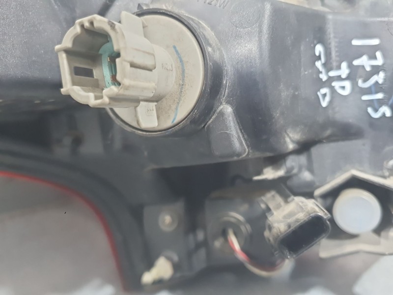 Recambio de piloto trasero derecho exterior para nissan qashqai ii (j11, j11_) 1.5 dci referencia OEM IAM 26550HP00A 22018013 KO