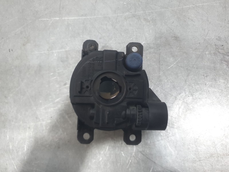 Recambio de faro antiniebla derecho para fiat 500l (351_, 352_) 1.4 (199lyb1b) referencia OEM IAM 518588240  