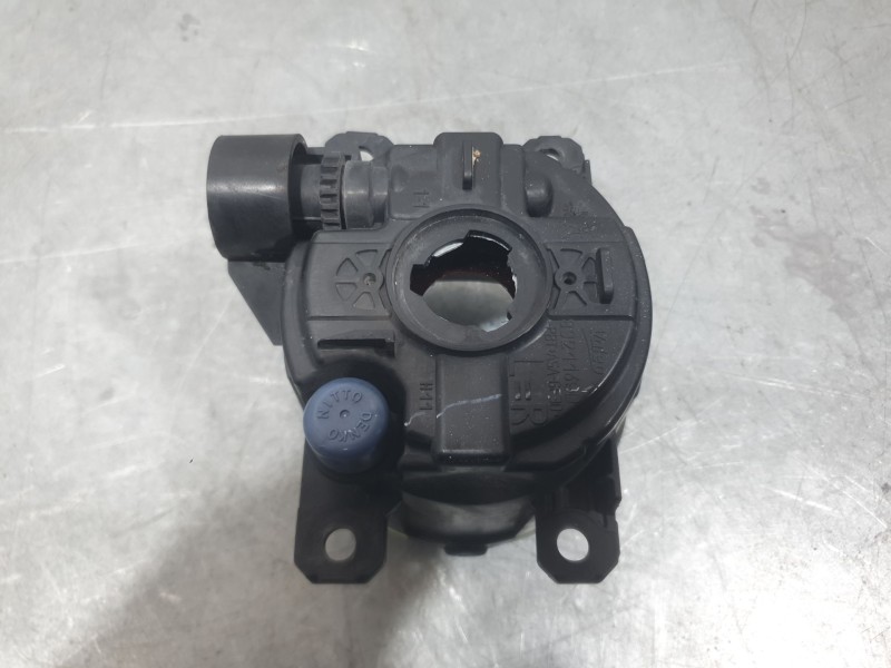 Recambio de faro antiniebla izquierdo para fiat 500l (351_, 352_) 1.4 (199lyb1b) referencia OEM IAM 51858824  