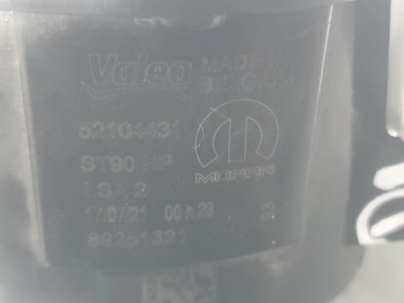 Recambio de faro antiniebla derecho para fiat doblo cargo (263_) 1.3 d multijet (263wxu1a) referencia OEM IAM 52104431 88261321 