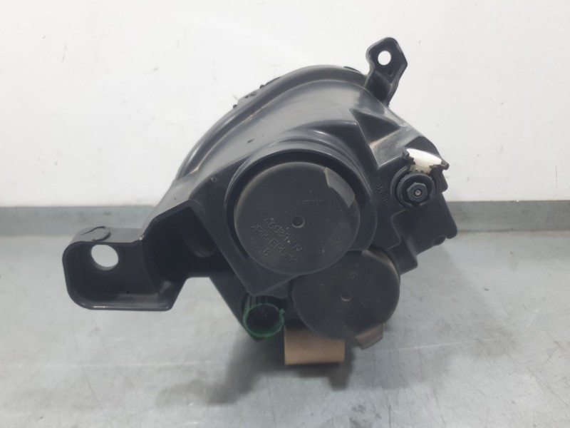 Recambio de faro izquierdo para fiat 500l (351_, 352_) 1.4 (199lyb1b) referencia OEM IAM 47510748LH LUZ LARGA 