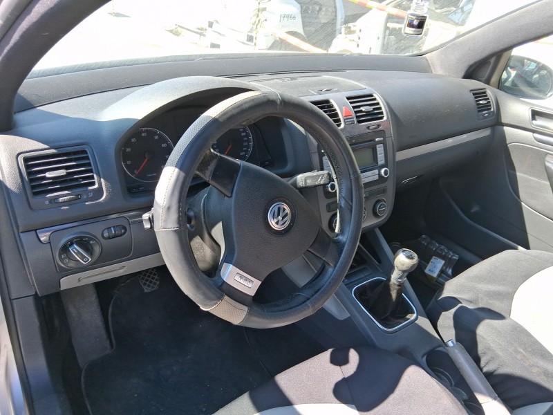 volkswagen golf v (1k1) del año 2006