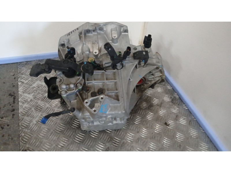 Recambio de caja cambios para hyundai i10 i (pa) 1.1 referencia OEM IAM M81569 5VELOCIDADES 800850 4300002560