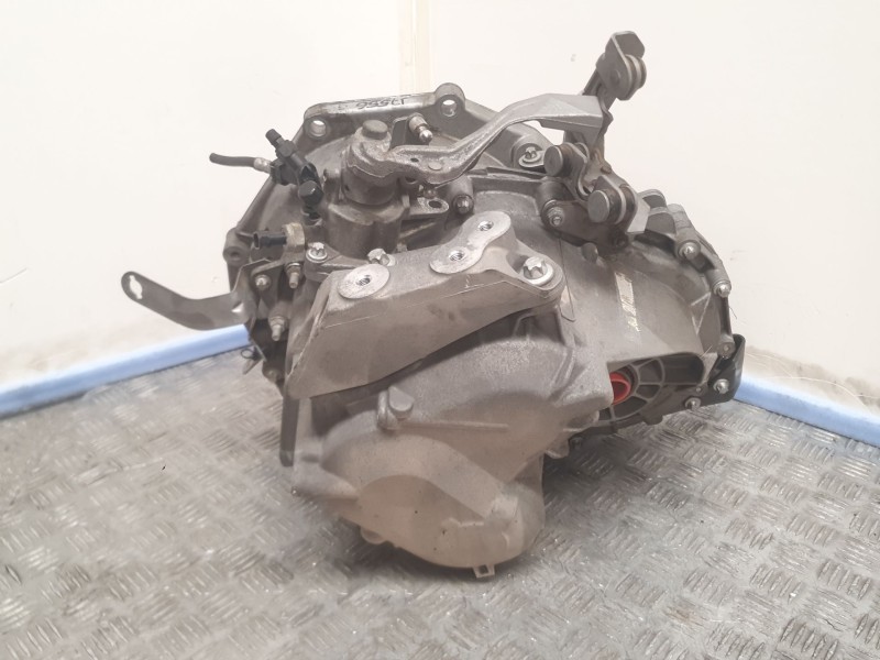 Recambio de caja cambios para opel vectra c gts (z02) 2.0 16v turbo (f68) referencia OEM IAM F40 55560480 55560480