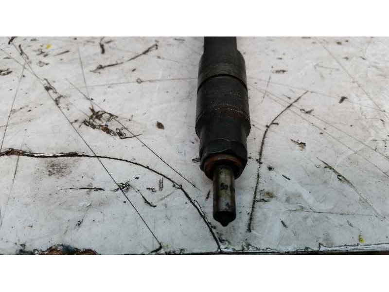 Recambio de inyector para volkswagen golf iv berlina (1j1) 1.9 tdi referencia OEM IAM 028130201T  BOSCH