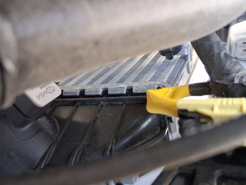 Recambio de intercooler para hyundai i20 iii (bc3, bi3) 1.0 t-gdi referencia OEM IAM 2827007350  