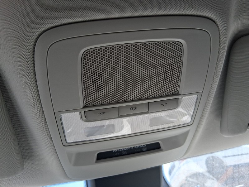 Recambio de luz interior para mg zs suv (azs1) 1.5 vti referencia OEM IAM 10504329ASA  