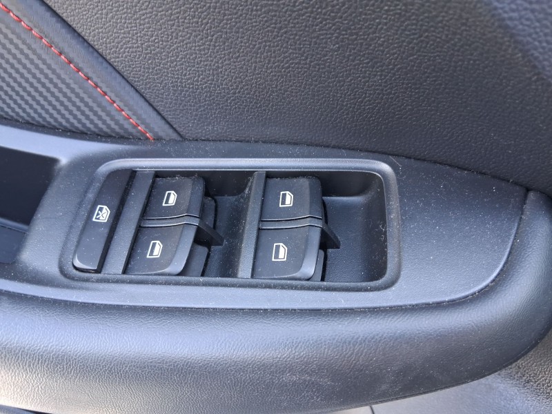 Recambio de mando elevalunas delantero izquierdo para mg zs suv (azs1) 1.5 vti referencia OEM IAM 10470985  