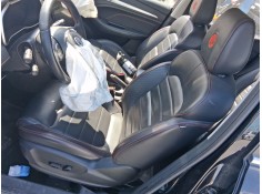 ASIENTO DELANTERO IZQUIERDO 