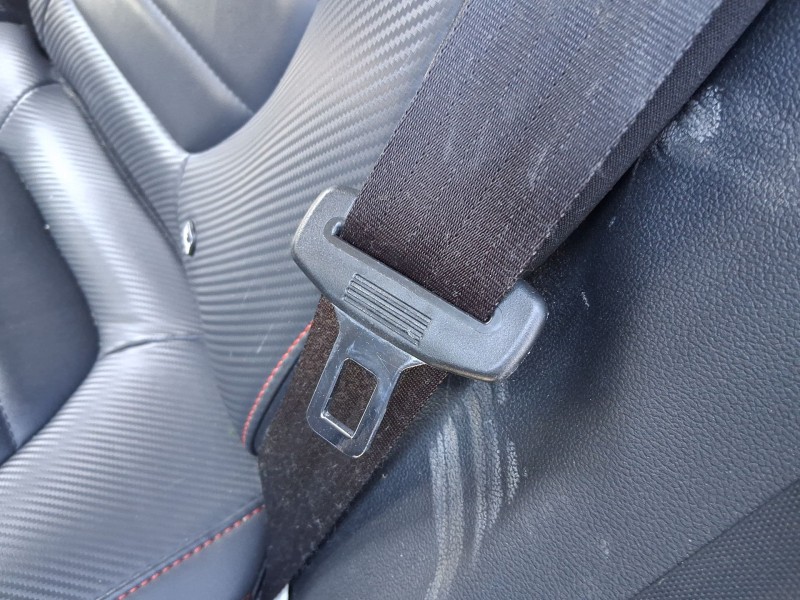 Recambio de cinturon seguridad trasero izquierdo para mg zs suv (azs1) 1.5 vti referencia OEM IAM 10254110  