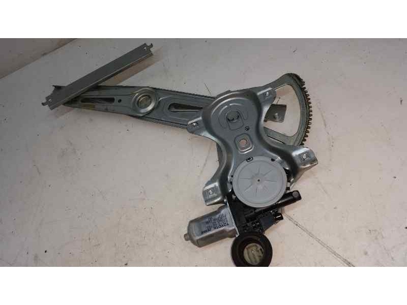Recambio de elevalunas delantero derecho para toyota yaris (ksp9/scp9/nlp9) blue referencia OEM IAM  6 PINS ELECTRICO